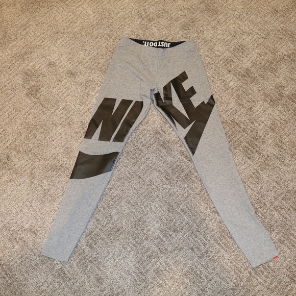 nike leg a see exploded logo leggings